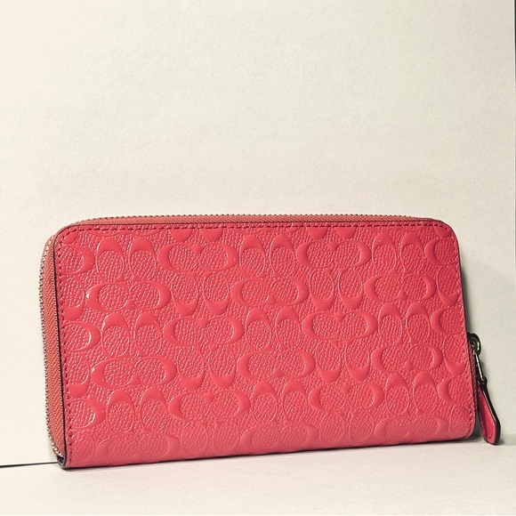 *HTF COLOR* COACH Signature Debossed Patent Leather Accordion Zip Wallet - Picture 2 of 16
